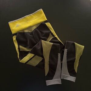 Stella McCartney Adidas Woman's Black and Yellow Performance Leggings